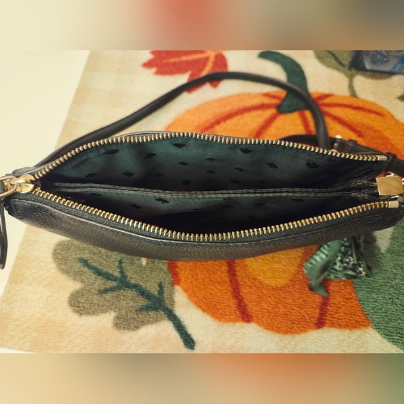 Kate Spade Black Leather Crossbody Bag EUC - Picture 4 of 7